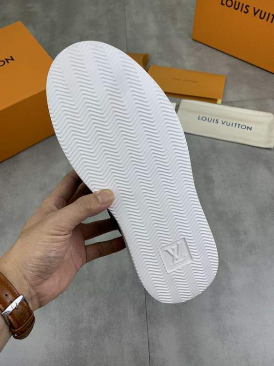 Picture of Louis Vuitton Shoes _SKULVsz38-46mnf080517262